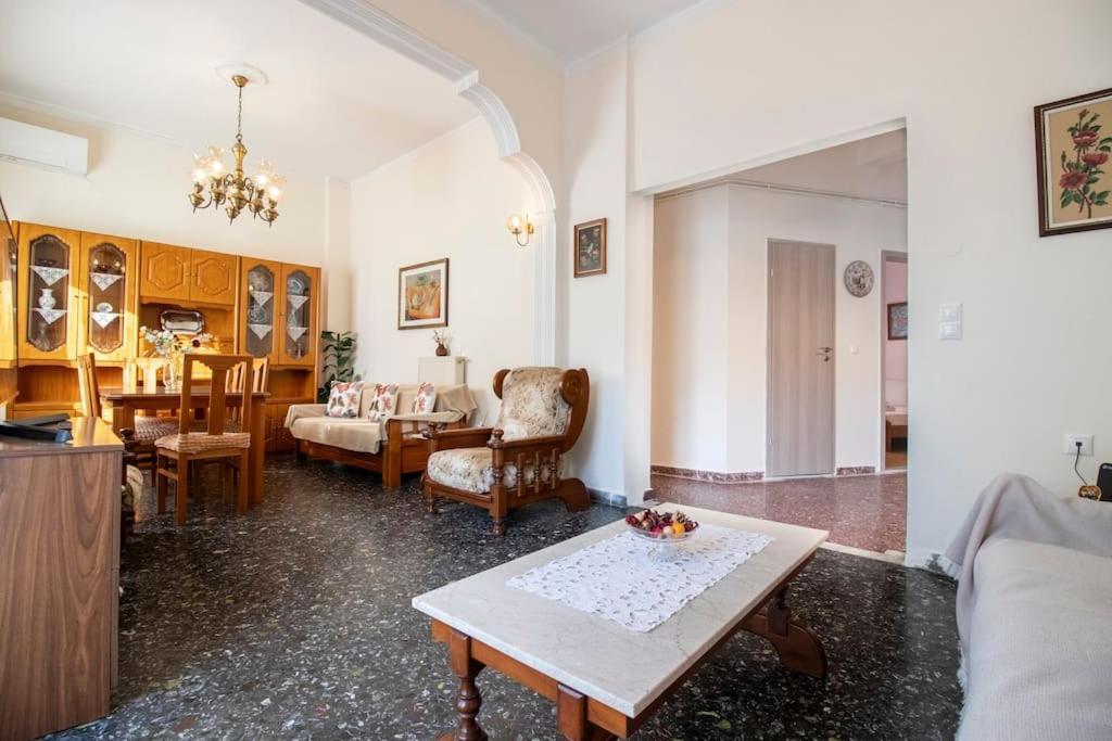 Vintage Charm Apt Near Centre Ираклион Экстерьер фото