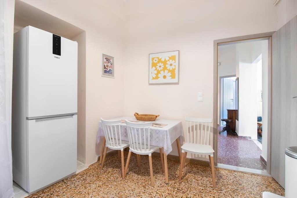 Vintage Charm Apt Near Centre Ираклион Экстерьер фото